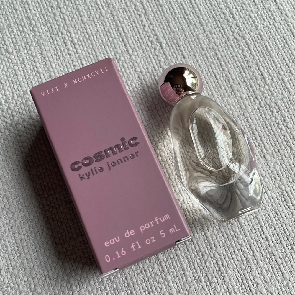 KYLIE COSMETICS Kylie Jenner Cosmic miniature fragrance